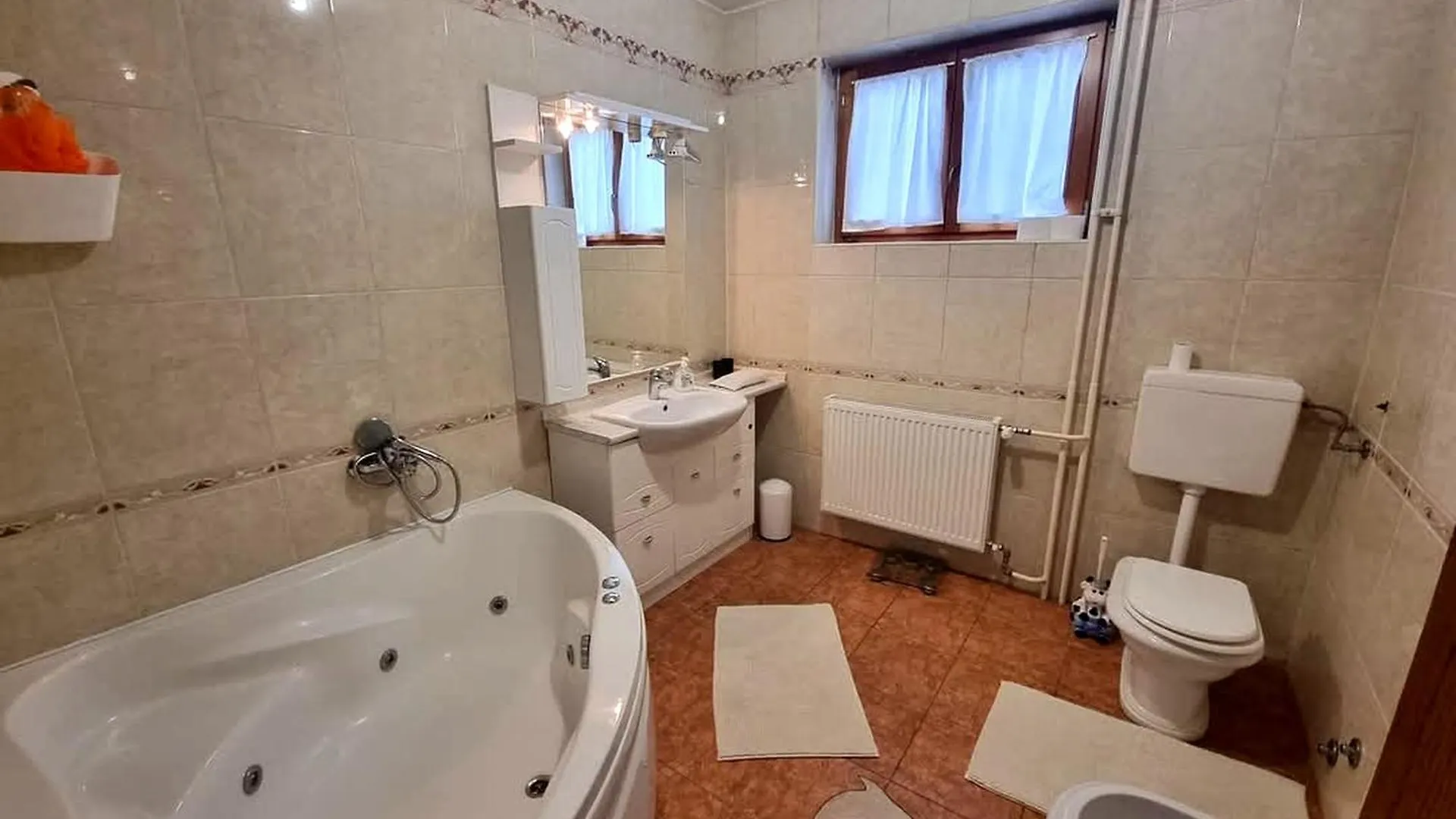 Spacious Apartment Kata, With Balconies And Large Garden Trsce