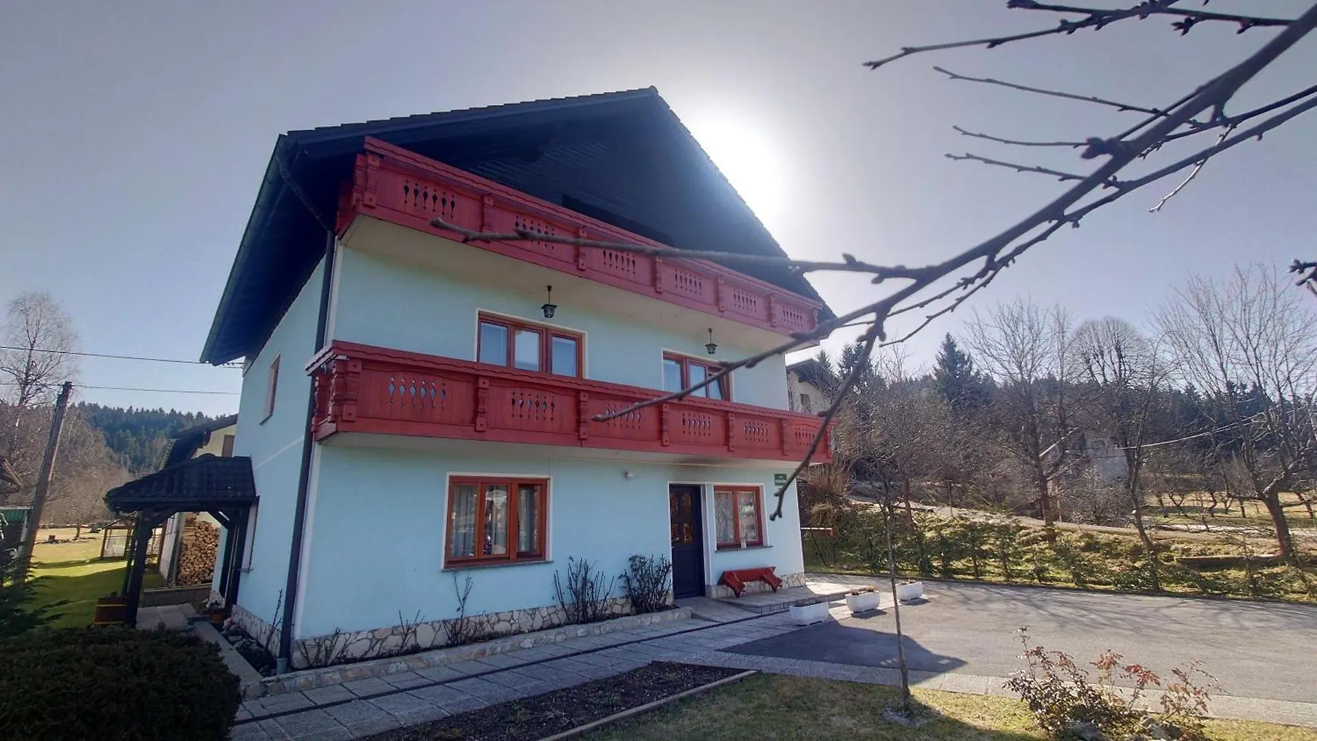 Spacious Apartment Kata, With Balconies And Large Garden Trsce